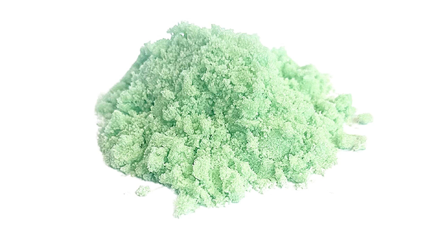 Pro-Kleen Iron Sulphate 1 KG PREMIUM Ferrous (Makes up to 1000L When Diluted & Covers up to 1000m2) Pure Lawn Tonic- Lawn Conditioner and Turf Hardener. Damp Grade Soluble in Water