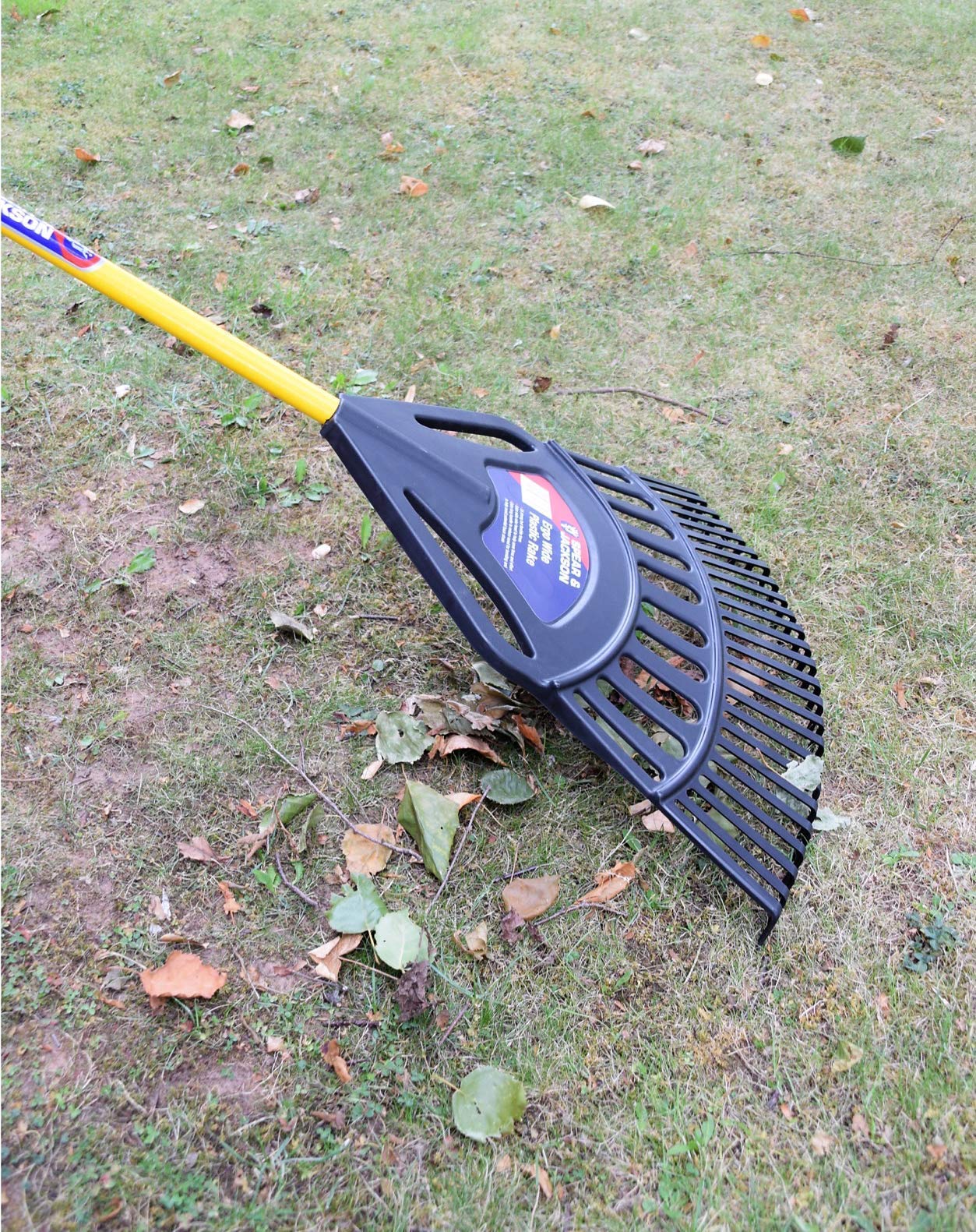 Spear & Jackson 4866PR Ergo wide plastic Leaf Rake, Black And Yellow