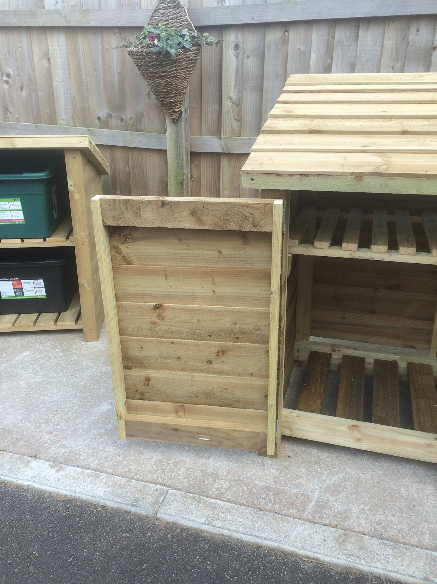 GIDLEIGH 4ft TALL WOODEN LOG STORE/GARDEN STORAGE, WITH DOORS AND KINDLING SHELF HEAVY DUTY, HAND MADE, PRESSURE TREATED