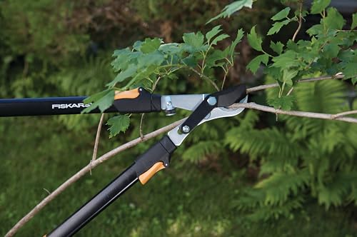 Fiskars Telescopic Tree Pruner for fresh wood, Non-stick coating, Hardened Precision Steel, Handle length: 63 to 83 cm, Black/Orange, L13, 1027528