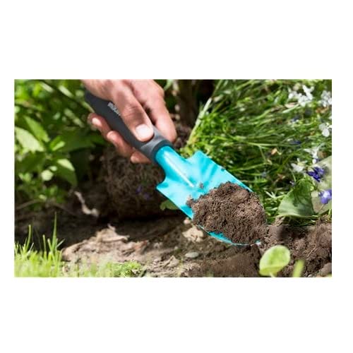 Gardena Classic Hand Trowel: Universal spade for planting and transplanting in the garden and on the balcony, durable steel, corrosion-resistant, ergonomic handle, 8 cm working width (8950-20)