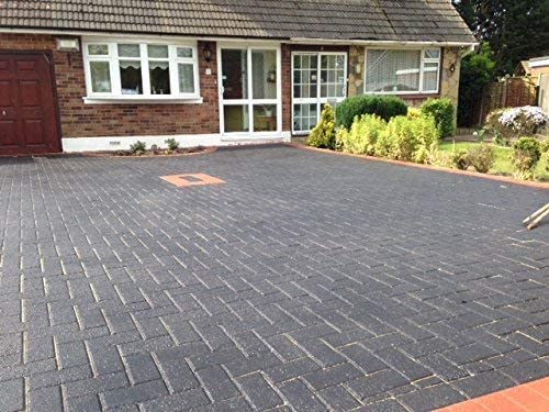 Smartseal ‘Block Magic' – A Re-colouring Block Paving Sealer. Superior to a Concrete Paint - Transform Old Block Paved Drives or Patios - Easy to Apply 5 Litre (Black)