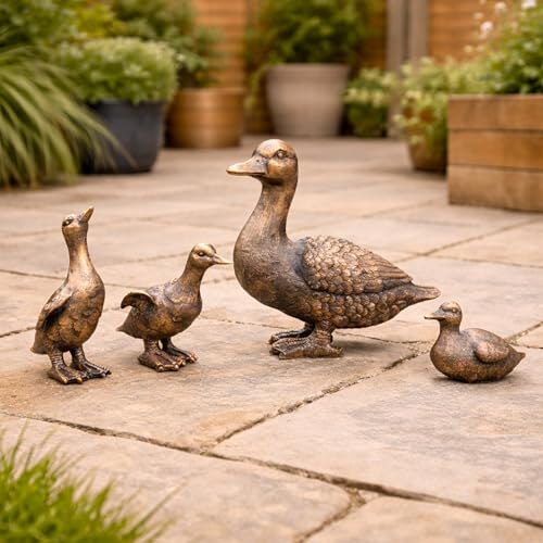 Garden Mile Bronze Effect Duck Family Ornament Set of 4