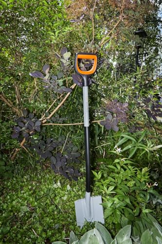 Fiskars Gardening Shovel for hard and rocky soils, Pointy, Length: 120 cm, Reinforced boron steel, Black/Orange, Xact, 1066729