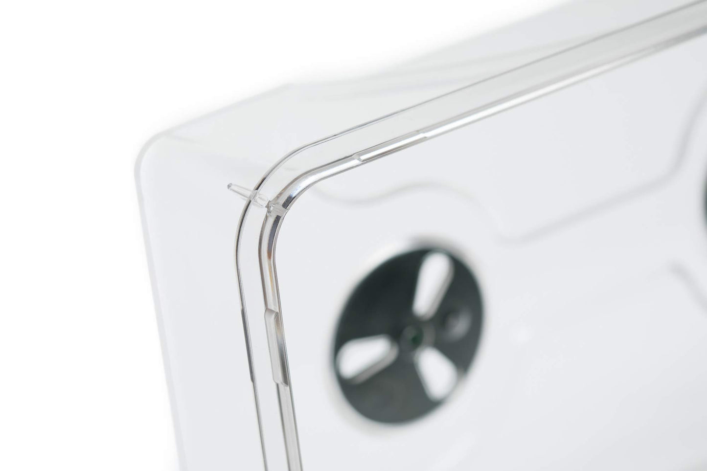 EarlyGrow MPL50031/P Medium Propagator with Shatter Resistant Lid for Seed Germination and Plant Growth - 38x24x18 Centimetres - Green