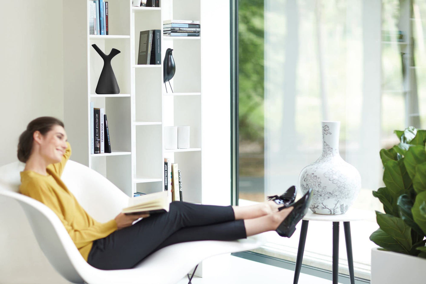 Elho Plunge Watering Can 20 - Watering Can for Indoor & Accessories - Ø 15.0 x H 29.5 cm - Black/Living Black