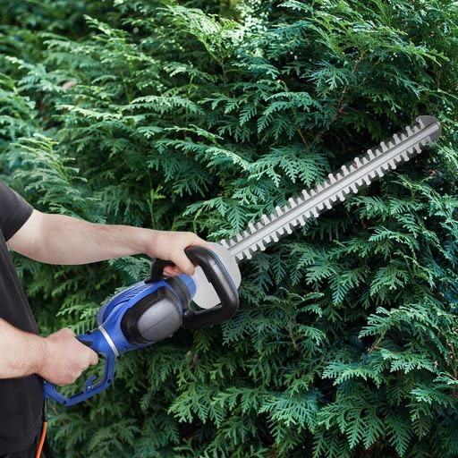 Hyundai 680w 610mm Corded Electric Hedge Trimmer Pruner, Rotatable Handle, 10m Power Cord, Handle Branches Up to 24mm in Diameter, 4.14kg, 3 Year Warranty