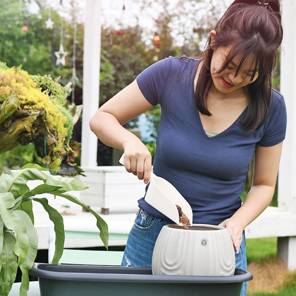 Plastic Scoop Multi-function Spoon Deep Shovel Cultivation Garden Tool for Pet Food Dry Goods Soil Plastic Shovel Spoon for Compost Planting or Plants