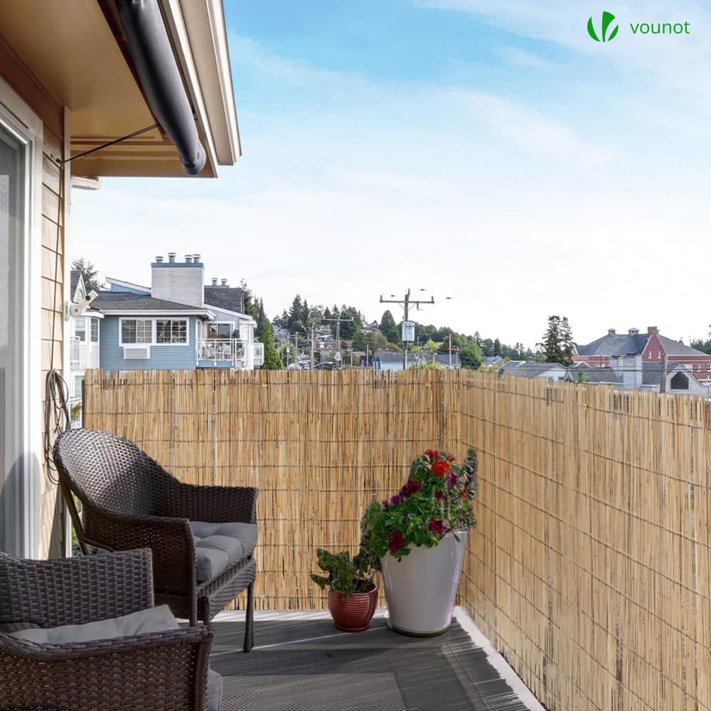 VOUNOT Natural Peeled Reed Fence 90x300cm Privacy Screen Roll with Fixing Clips Garden Panel Fence for Outdoor Garden Patio Balcony Wind/Sun Protection