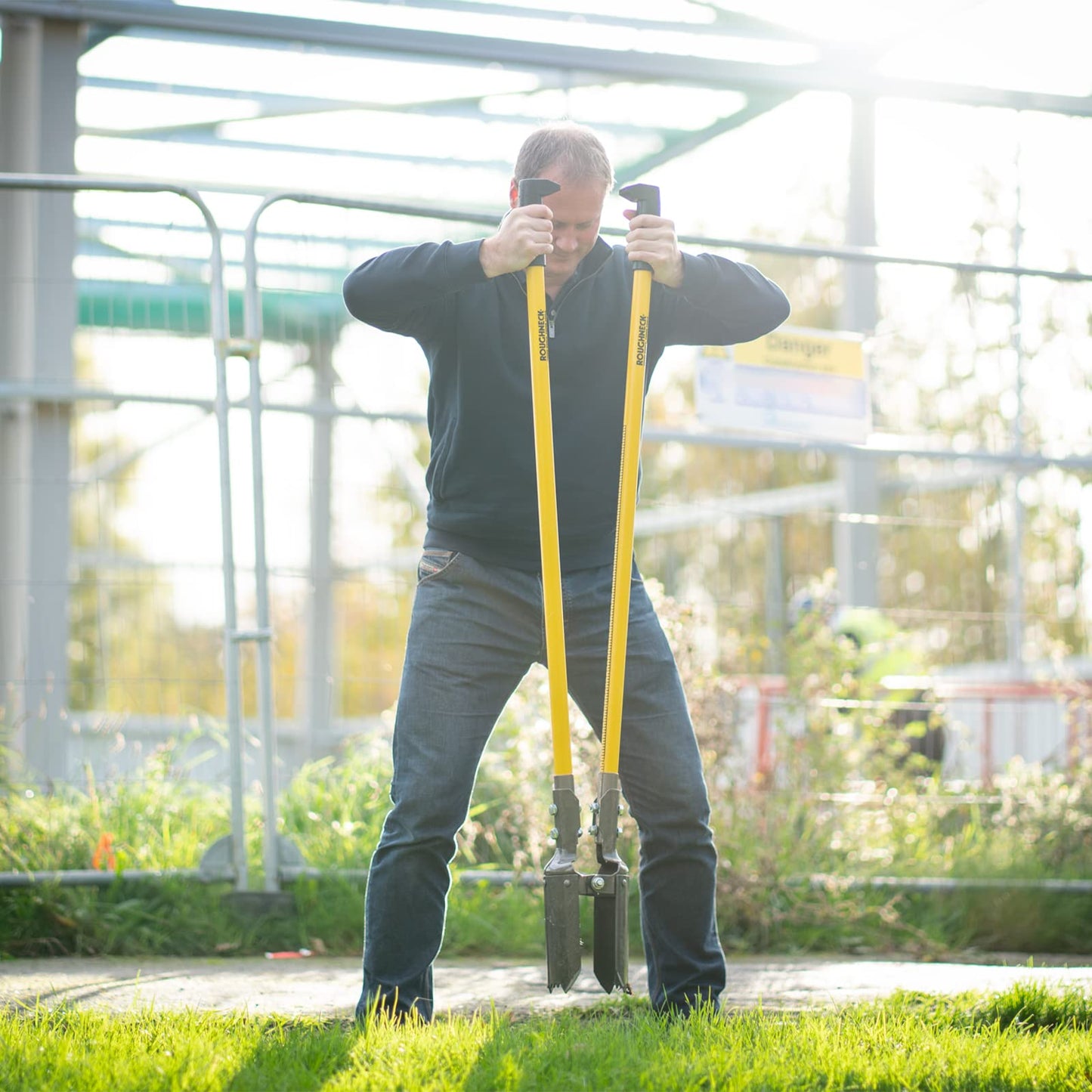 Roughneck Sharp Edge Posthole Digger 1.46m, Yellow