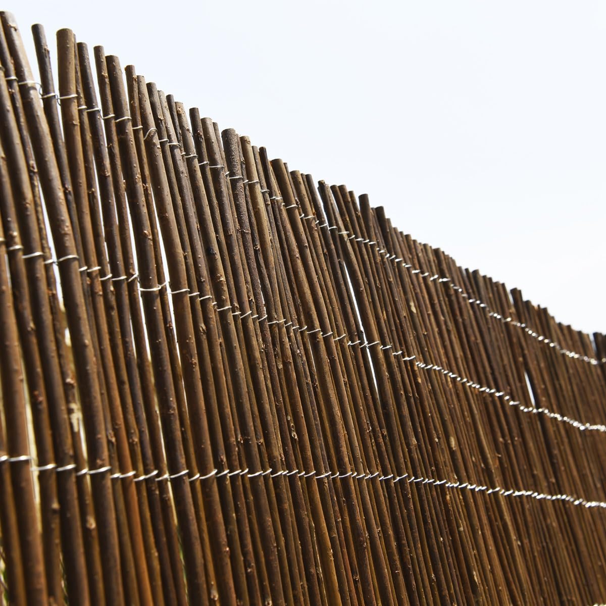 Wadan 1m x 4m Willow Bulrush Natural Garden Fence Panel Screening Roll Privacy Border Wind & Sun Protection