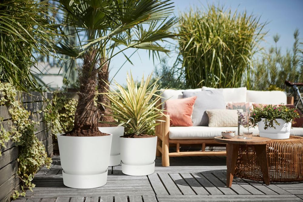 elho Greenville Round 30 - Large Flower Pot with Integrated Water Reservoir - Indoor & Outdoor - 100% Recycled Plastic - Ø 29.5 x H 27.8 cm - White/White