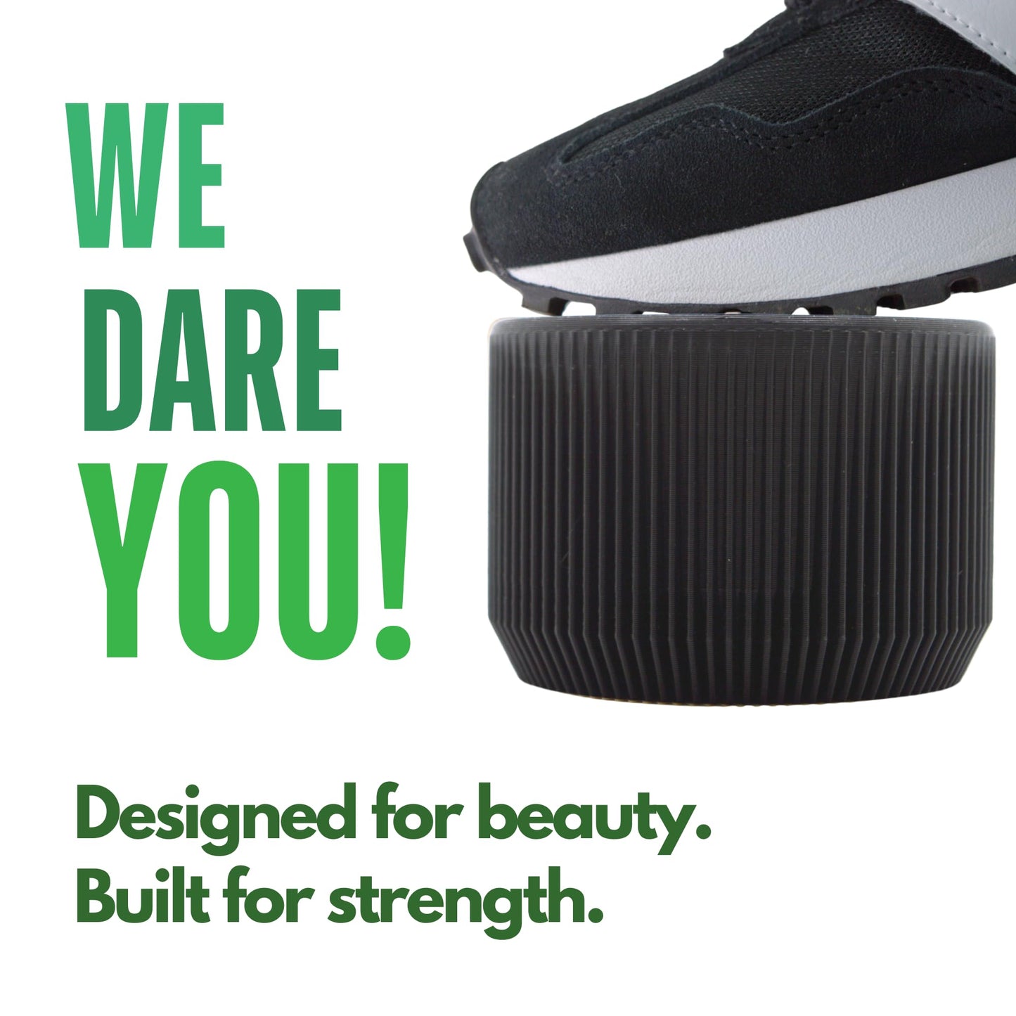 SPACE & Co. PACHA 11cm Small Indoor Planter – Black – Made in UK – Includes Inner Pot for Healthier Plants – Lightweight & Durable Plastic – Modern Round Design (1 Pack)