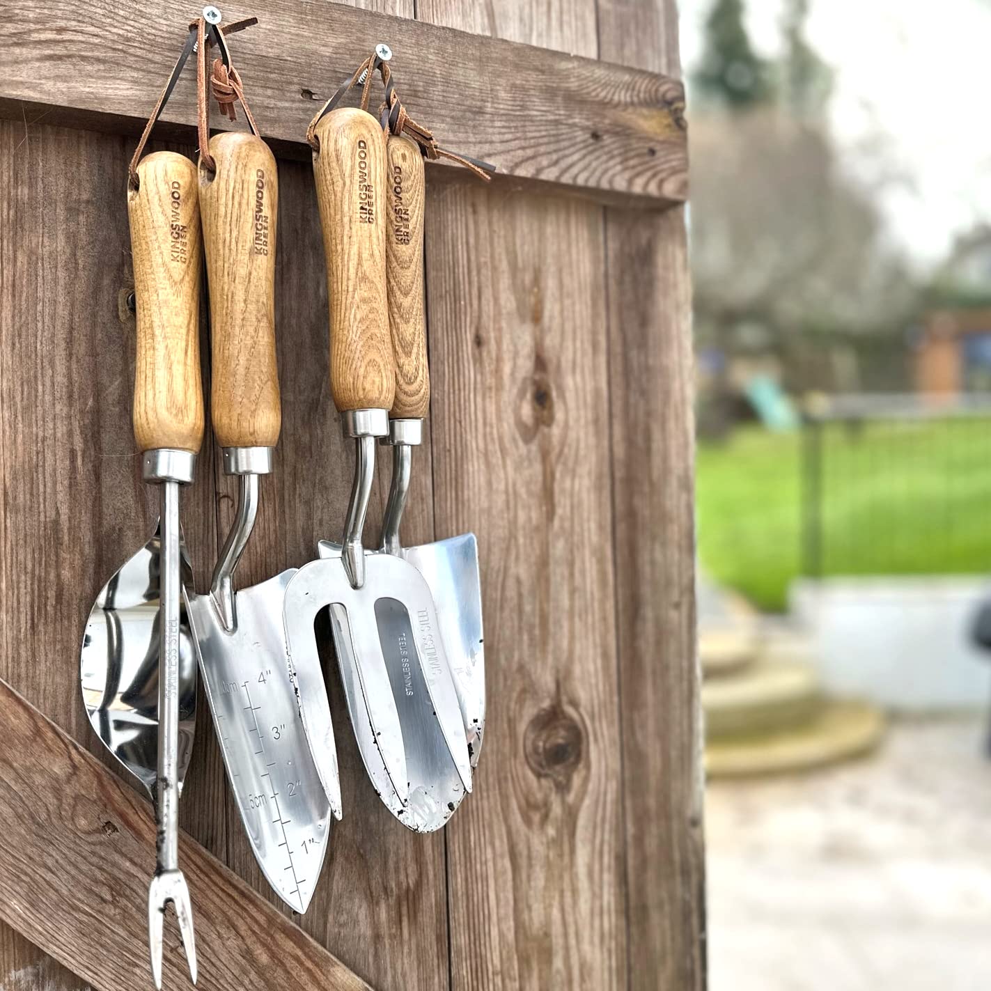 Kingswood Green® 4-Piece Garden Tool Gift Set | Ash Wooden Handles | Trowel, Hand Transplanter, Weeder & Fork | Made with Stainless Steel