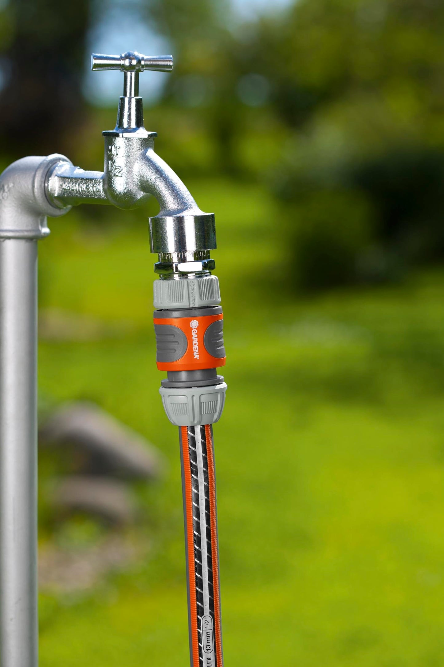 Gardena Hose Connector Set 13 mm (1/2 inch) and 15 mm (5/8 inch): For the beginning and end of the hose, connector to fit all Original system parts, UV and frostproof (18279-20)