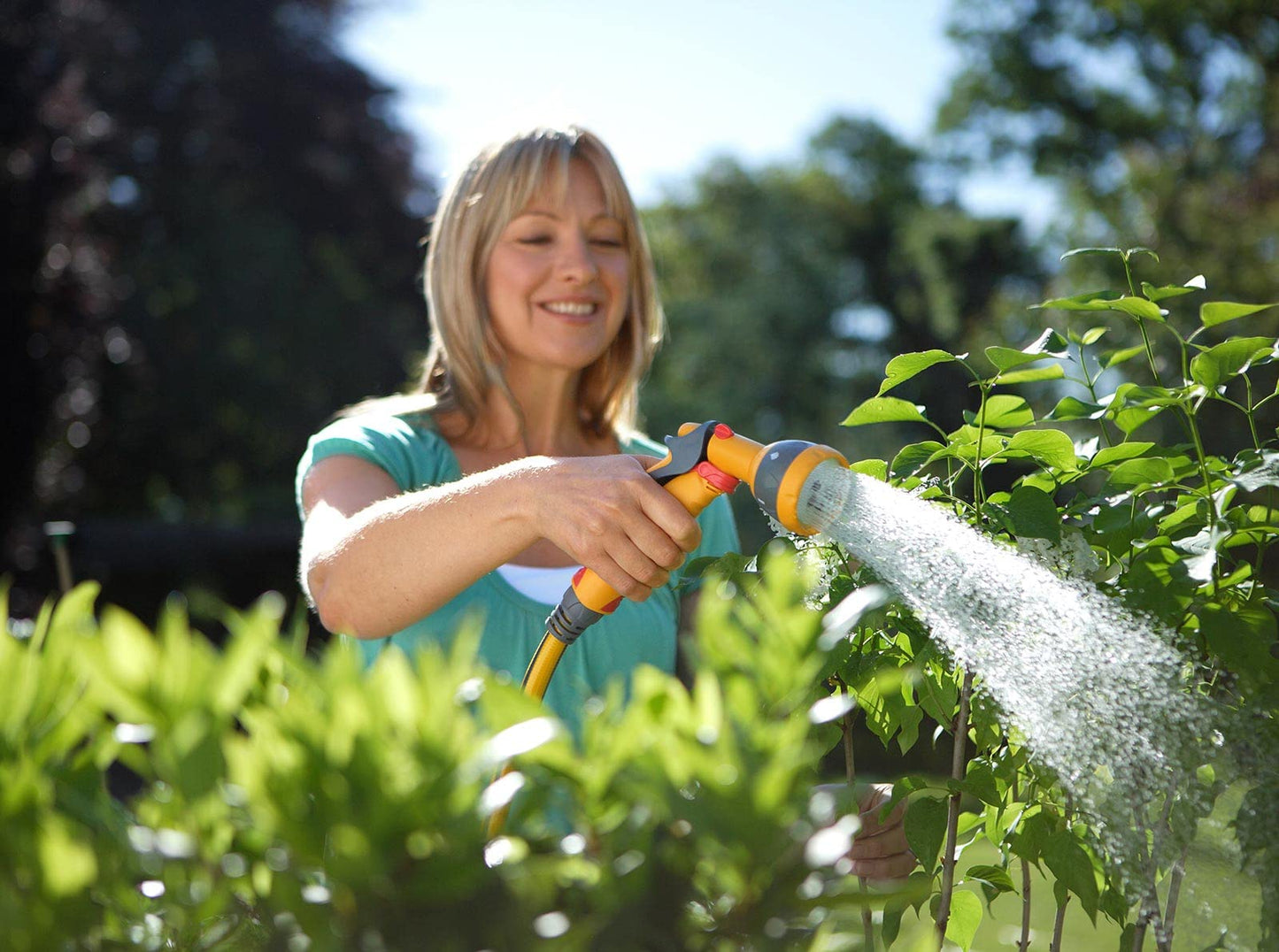 HOZELOCK - Multi-Jet Spray Gun : Ideal for Daily Use, Multi-tasking Gun, Locking Function and Flow Control, 5 Patterns: Cone, Jet, Fast Fill, Fine Rose Flat [2676P0000]