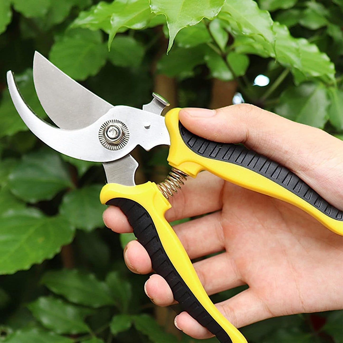 MOPPRO Garden Shears, Secateurs & Pruning Scissors, Mitre Shears, Florist Scissors, Snips, Trimmer, Clippers with Locking Handle, Gardening Gifts for Men (Yellow)