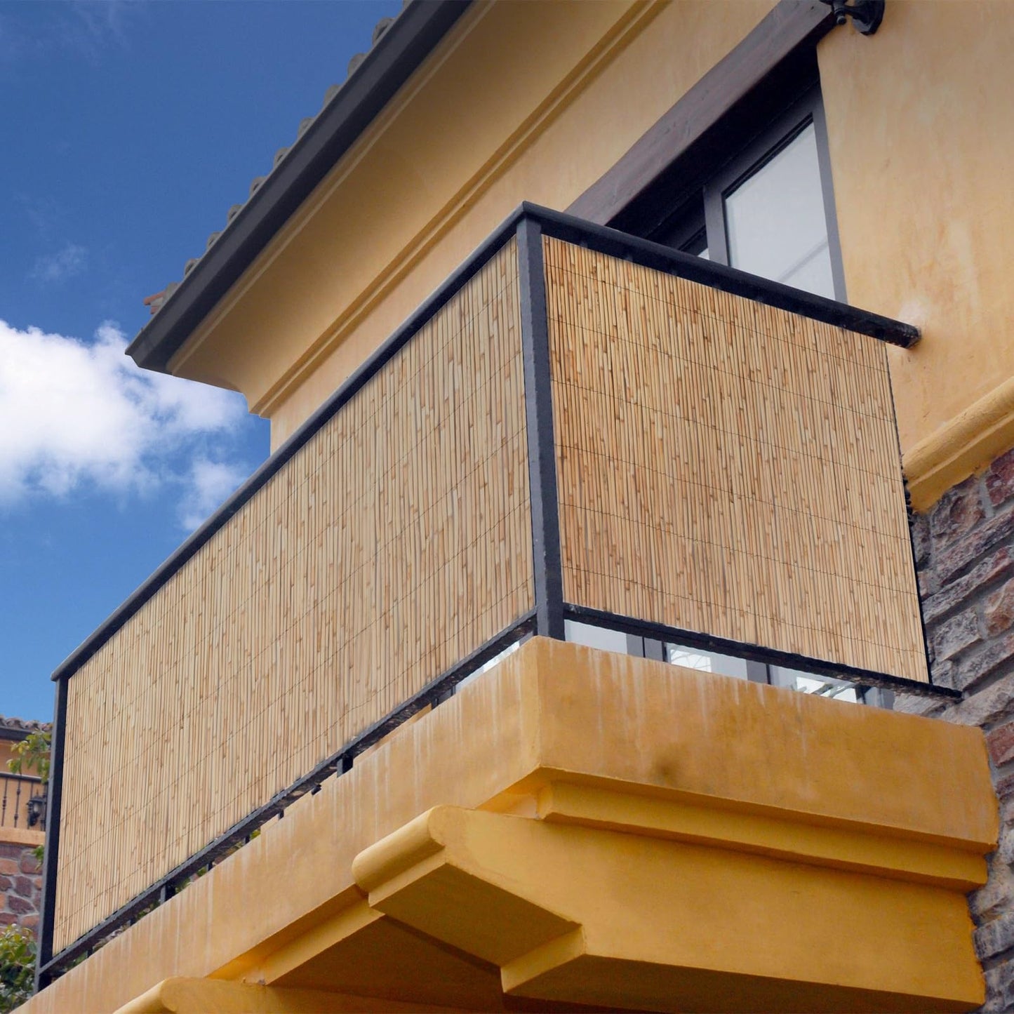 Wadan Natural Split Reed Fence Hand-Woven Reed Screening for Garden Natural Window Roller Blind Outdoor Bamboo Shades for Garden Patio Gallery Balcony Decorative Fences (1m x 3m)