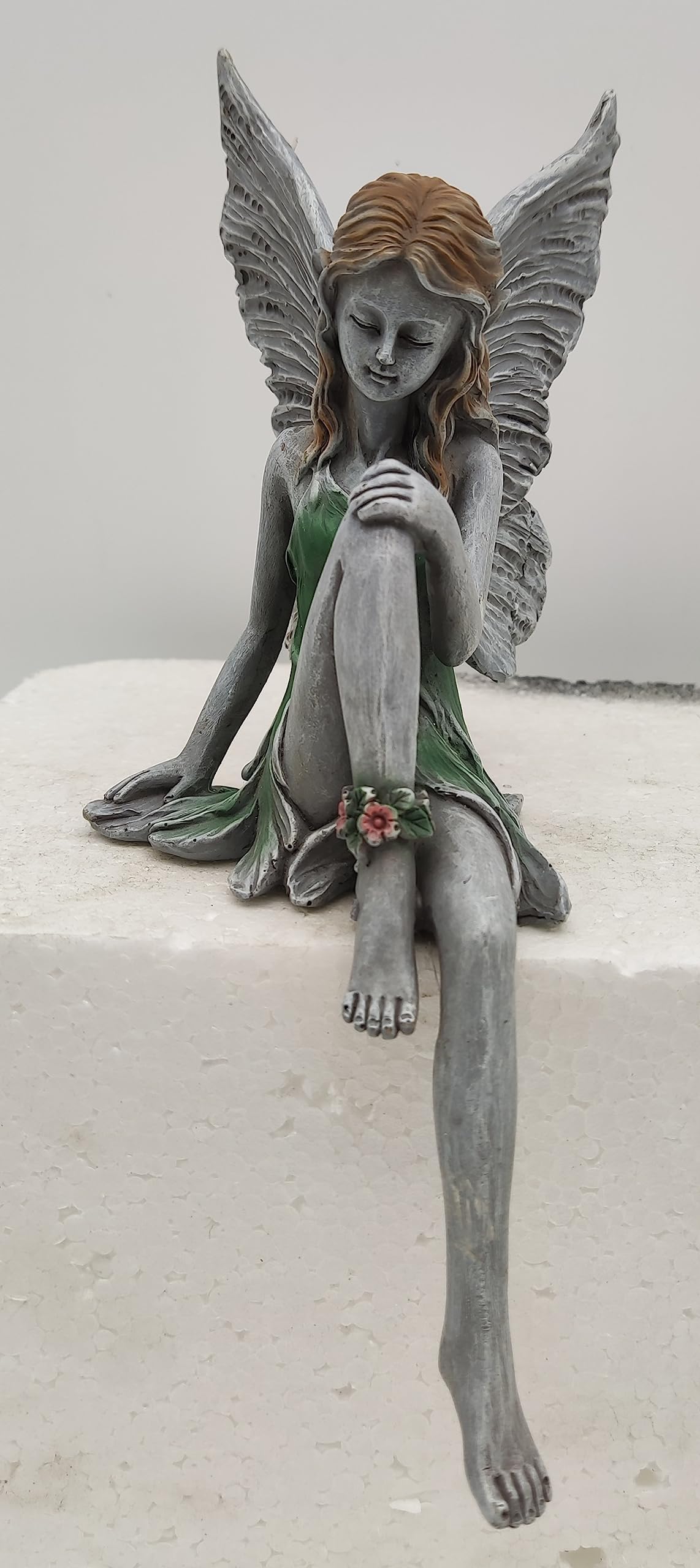 G&H Decor - 20cm Winged Elf Sitting My Fairy Garden - Flower Fairy Garden Statue - Weather Resistant Highly Detailed Fairy Garden Accessories Outdoor - Fairy Gifts – Garden Fairies Outdoor Statues