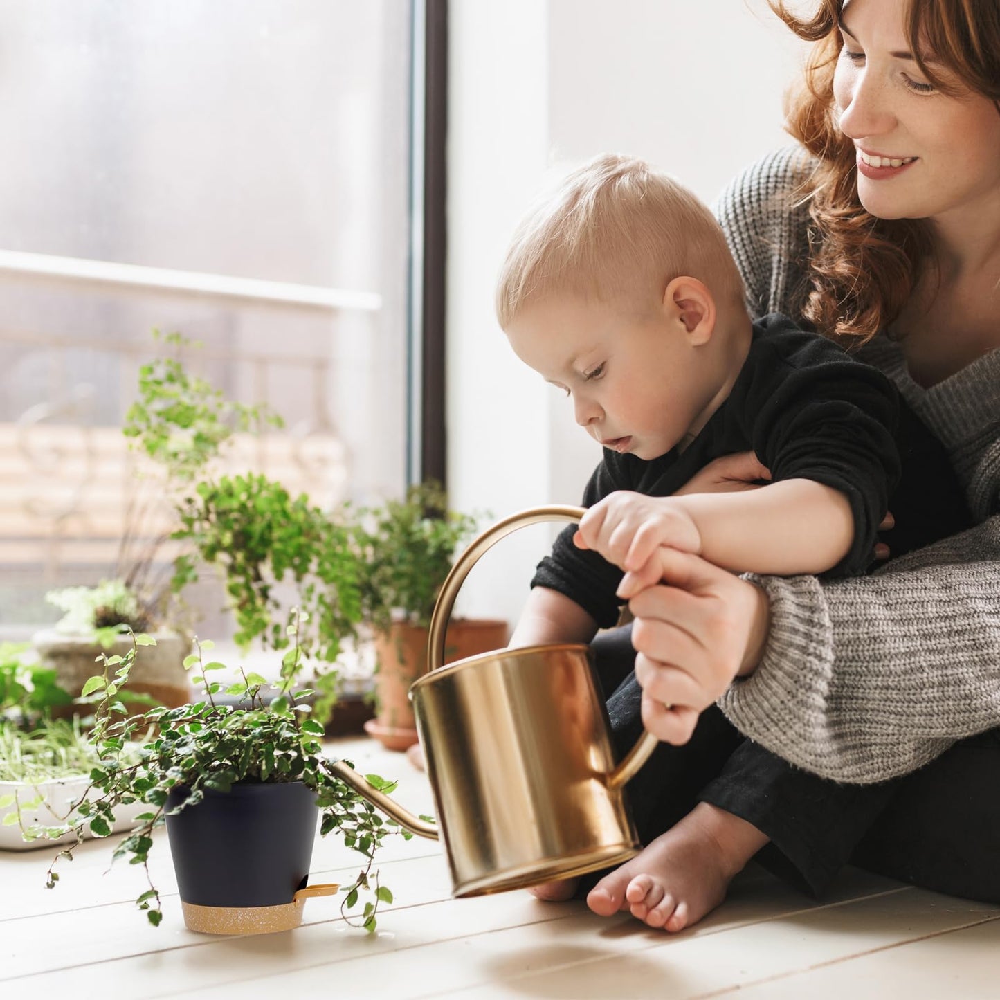 Homeuouz 6 Pack Plastic Plant Pots,Self Watering Plant Pots Indoor,20/17.5/16.5/15/14/12.5CM,Medium Flower Pots with Drainage Holes Saucer and Reservoir for All House Plants(Black)