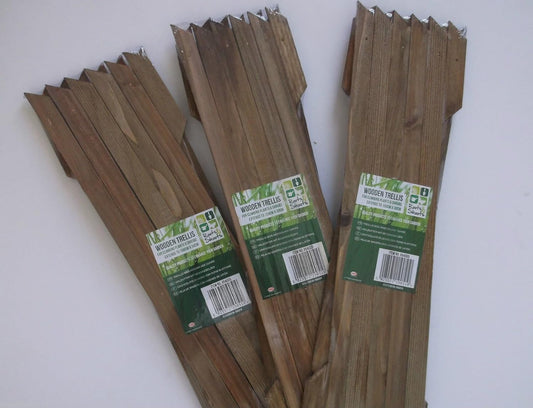3 X Garden Gardeners Dark Brown Coloured Wooden Expanding Expandable Wooden Garden Trellis Each Piece Expands to 150 x 60 cm New