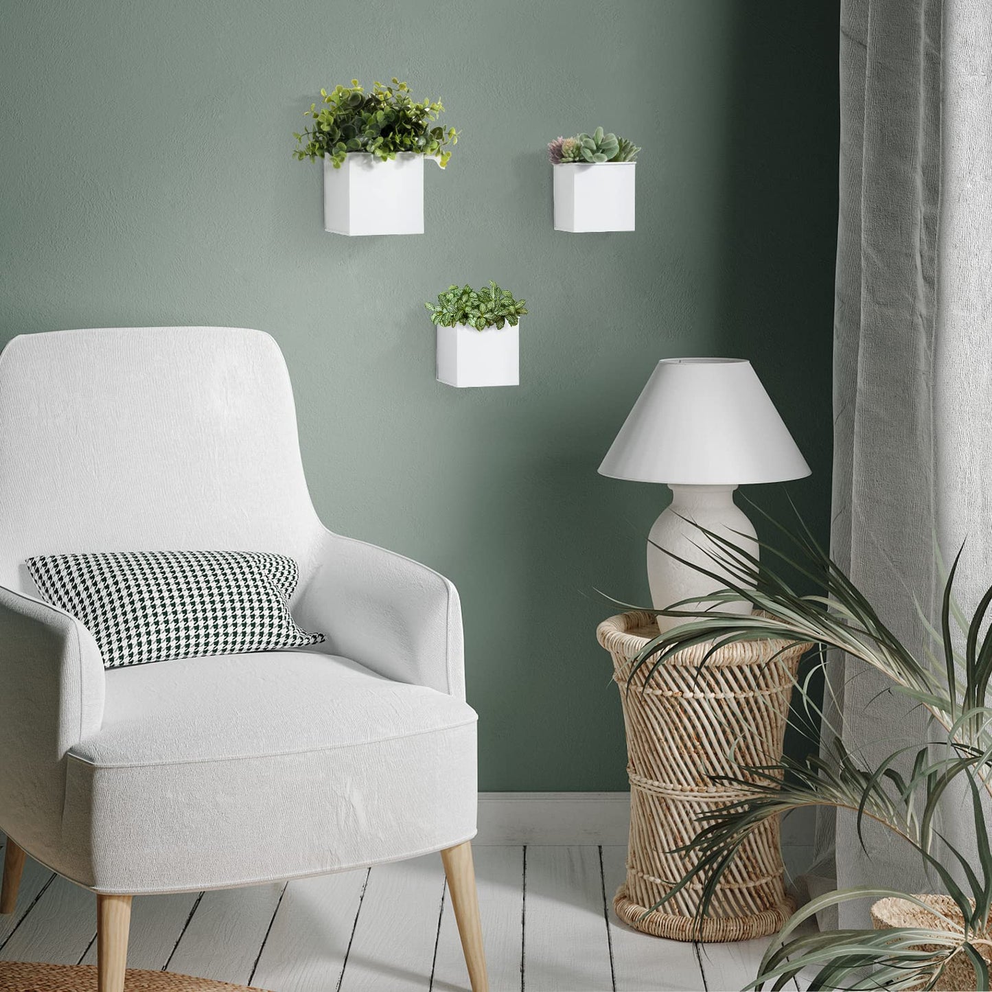 BOFUNX 3Pcs Wall Mounted Flower Pots, 3 Sizes Metal Wall Planter Hanging Flower Pots Wall Plant Container for Home Wall Decoration