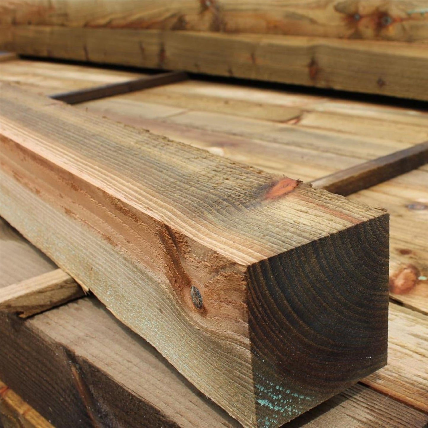 Pressure-Treated Square wooden post Gate or Fence posts garden timber wood 2.4m x 100mm x 100mm, Timber Fencing Post 4" x 4" fence posts, 8ft (240cm) Wooden Post
