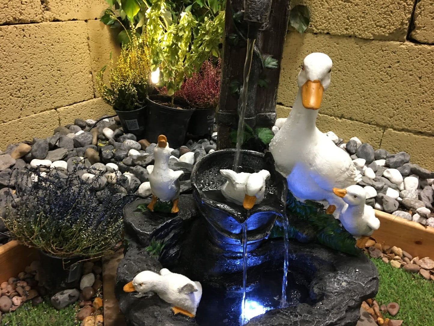 Tranquility Duck Family Animal Mains Powered Water Feature,Waterfall, Water Fountain, Garden Decoration, Garden Feature