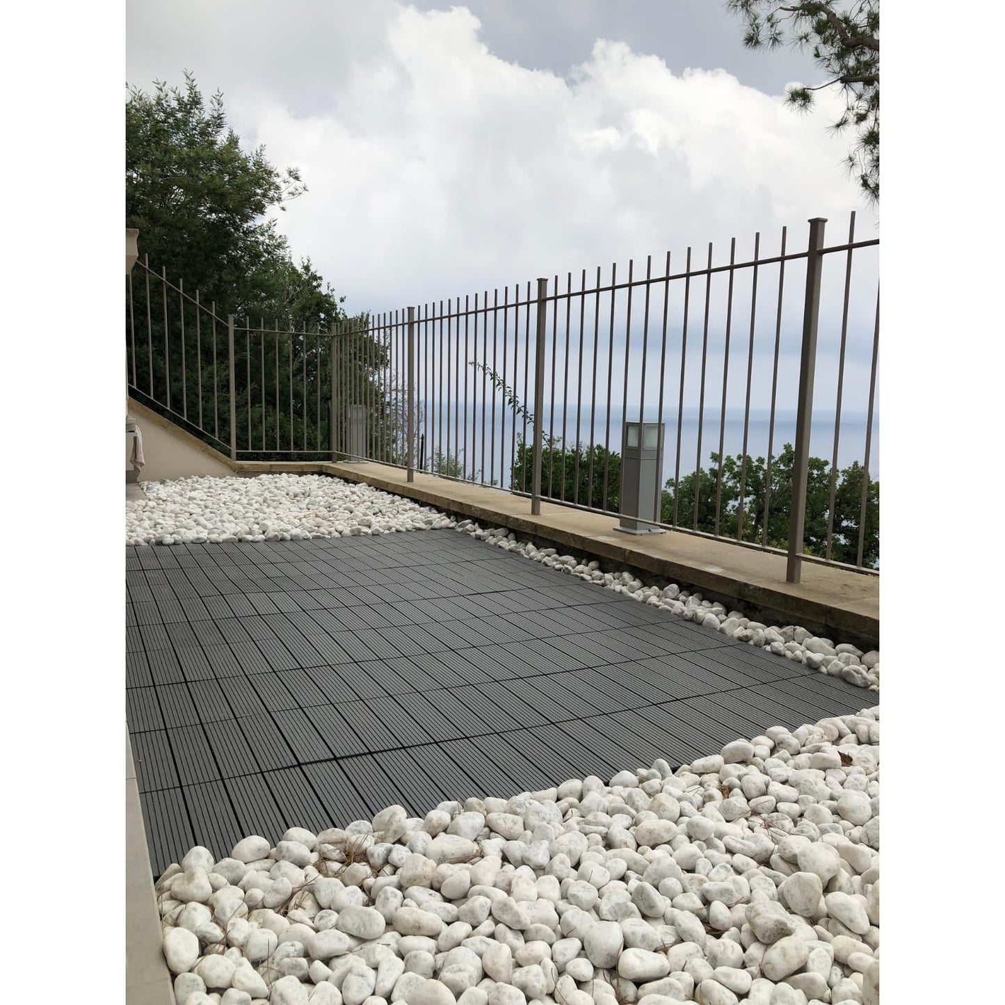 CLICK-DECK Composite Decking Tiles | Patio, Balcony, Concrete, Hot Tub Deck Tiles | 30x30cm Square Connect Flooring | Easy Installation | Low Maintenance | Great Drainage (6X Deck Tiles, Ebony)
