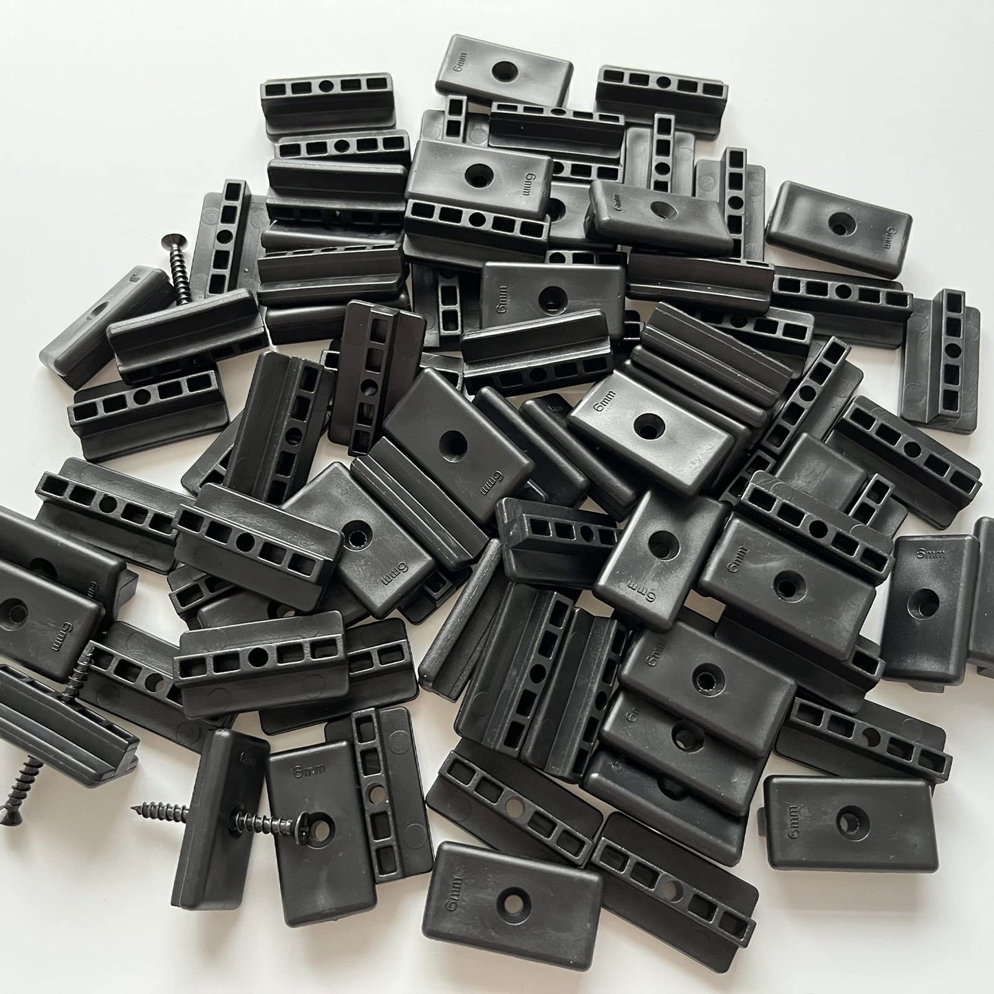 100 Pcs Composite Decking Clips, WPC Decking Clips, 6mm WPC T Clips Hidden Fasteners/Plastic Fixings, Fastener Board Clip with Black Screws