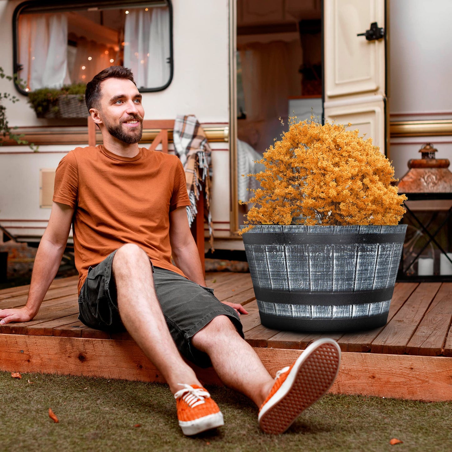 SG Traders 40cm Large Round Barrel Tub Planter, Indoor Planter With Drainage Holes, Outdoor Garden Plant Pot Flower Pots Planters Patio Perfect For Growing Herbs, Flowers, Vegetables Barrel Planters