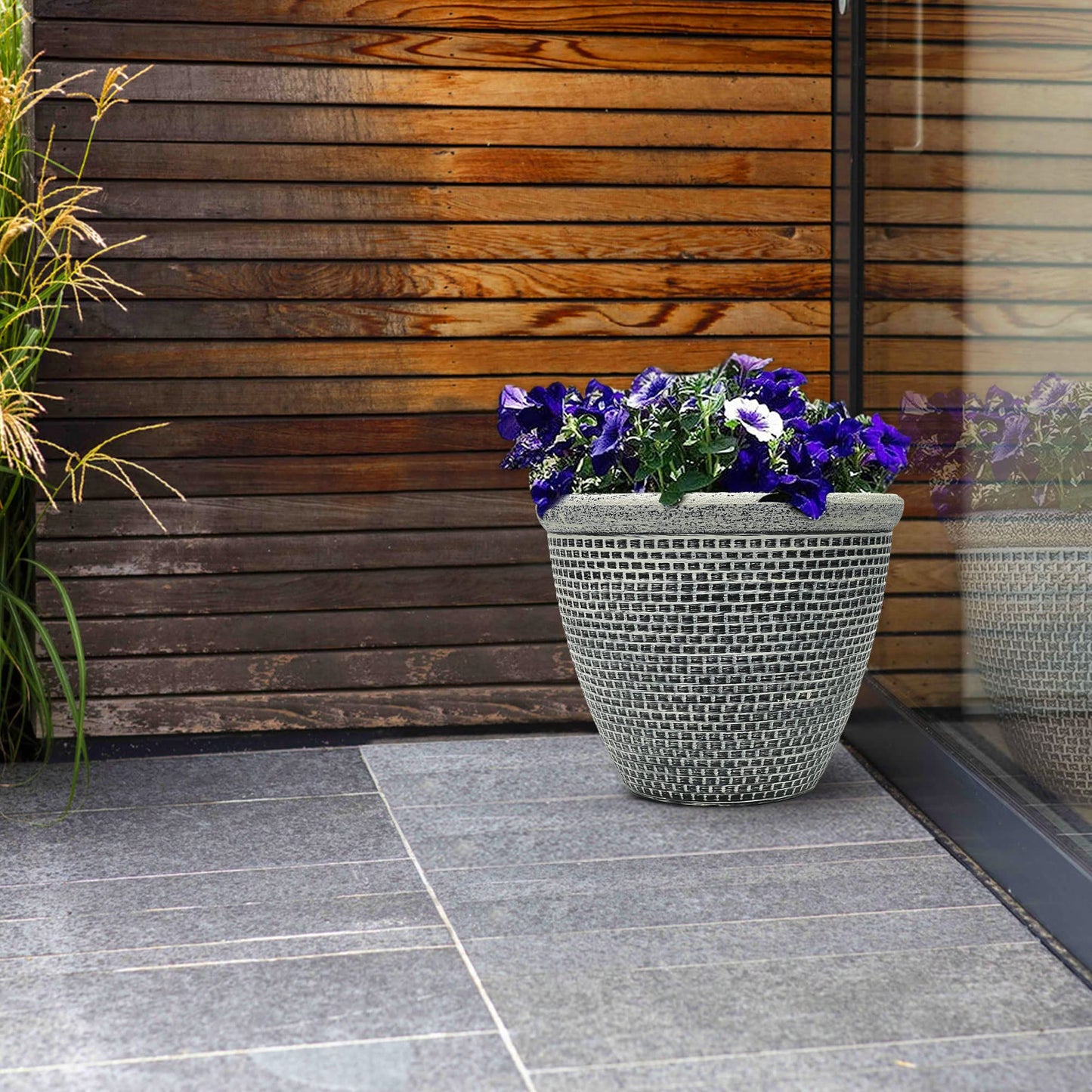 SG Traders Plastic Round Cromarty Plant Pot Flower Pot Planter Garden Decoration Antique Silver 25cm Plant Pot Outdoor Flower Pots Outside Garden Planters Outdoor With Drainage Holes (Pack of 2 Pot)