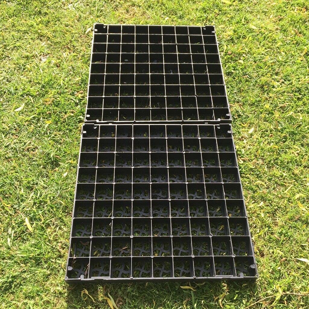 M1SS (Pack of 12 Black Plastic Paving Driveway Grid Turf Grass Lawn Path Gravel Protector Drainage Mat