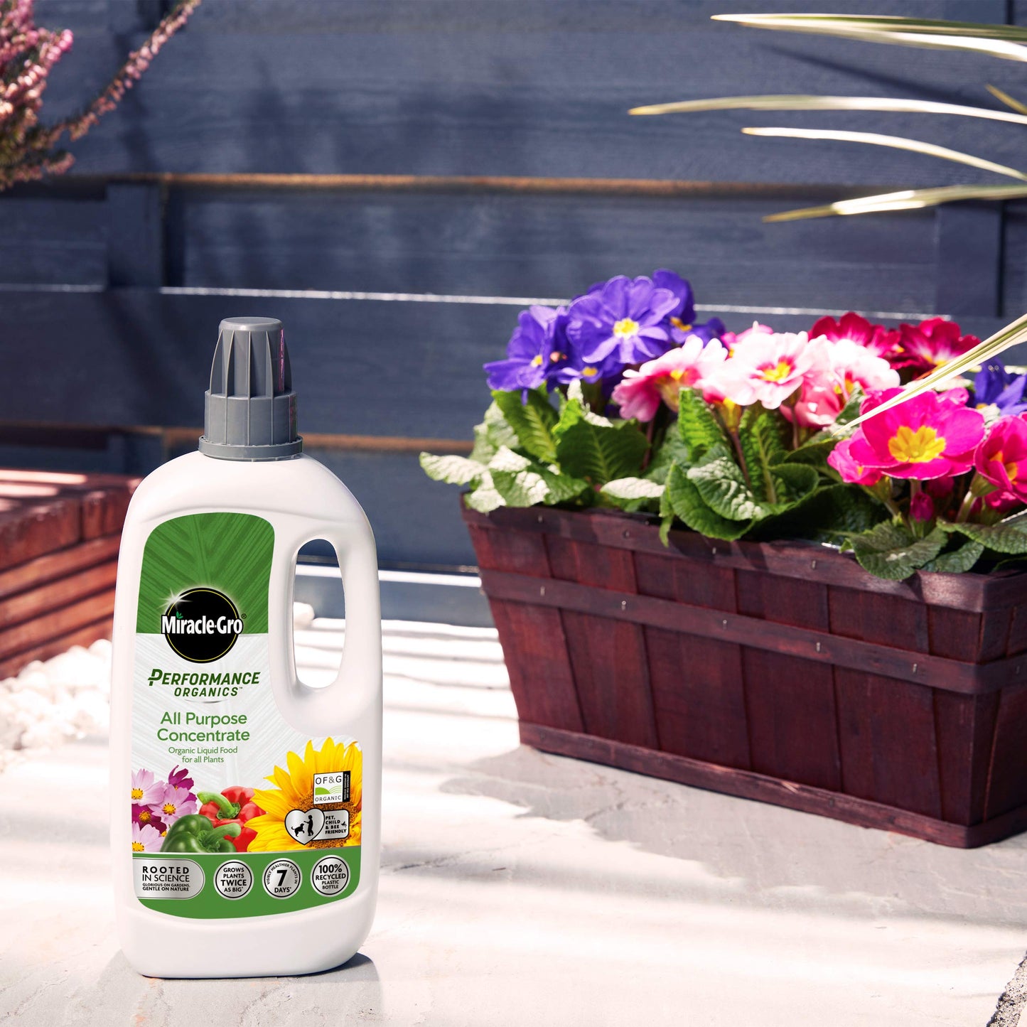Miracle-Gro Performance Organics All Purpose Liquid Plant Food, 1 Litre (Bee, Pet & Child Friendly)