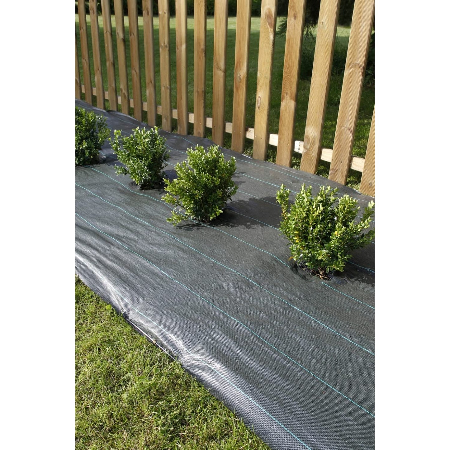 4 x 5 m / 13.1 x 16.4 ft Weed Control Membrane, Weed Control Woven Fabric, Ground Cover Sheet, 100 GSM, UV Stabilised, Weed Barrier Mat. Perfect for Gardens, Patios, Flower Beds, Landscaping (Black)