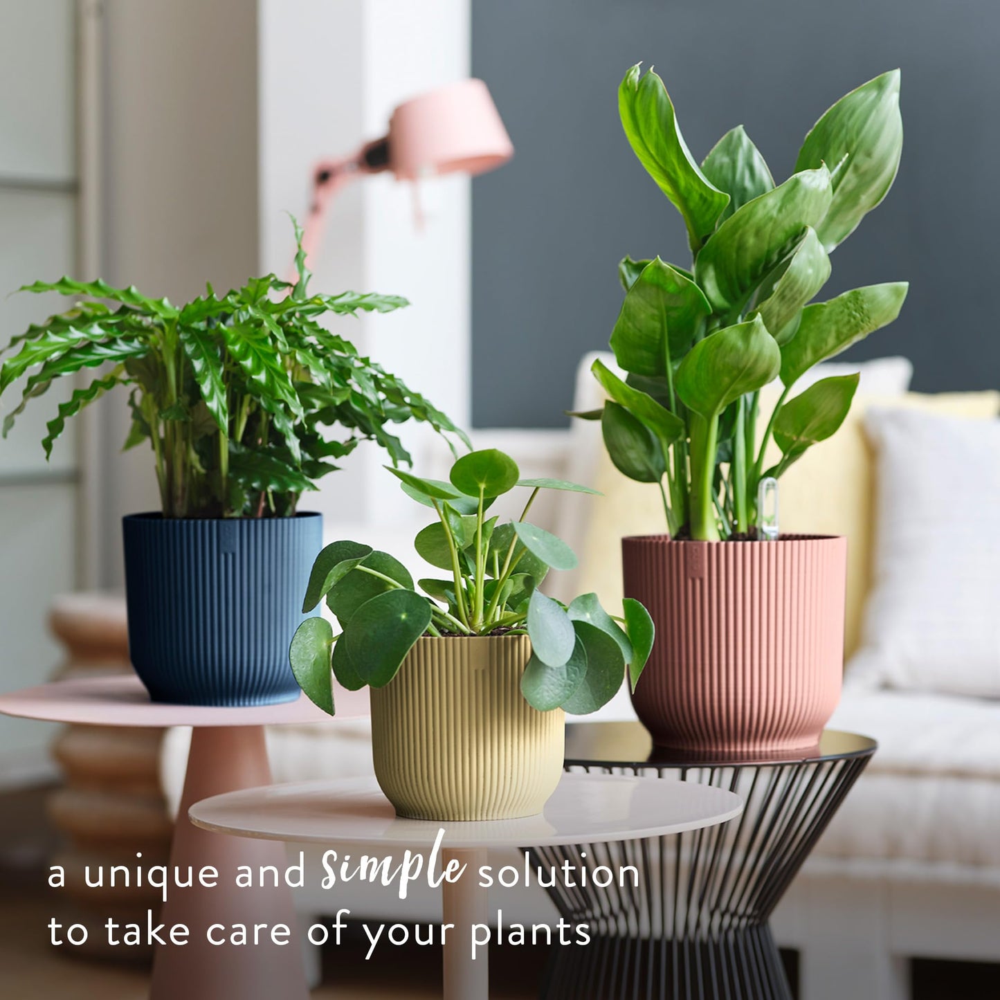 elho Vibes Fold Round Flower Pot with Self Watering Insert - 100% Recycled Plastic - Plant Pots Indoor - Ø 22 cm - White/Silky White