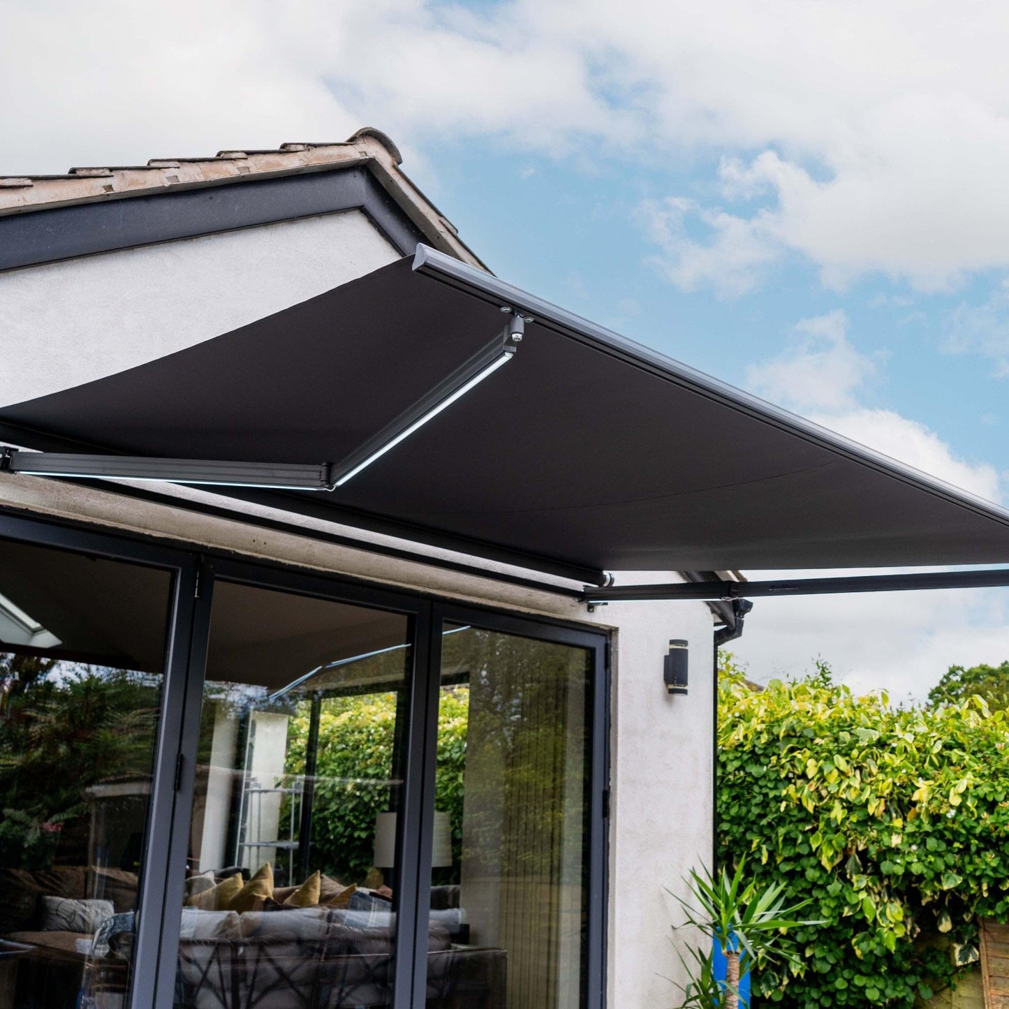 Jack Stonehouse 3 x 2.5m Retractable Electric Awning With LED Lights Remote Control for Window & Door UV Resistant Shower Proof Patio Garden Sunshade Canopy Shelter Beige, Awnings For Patios Dark Grey
