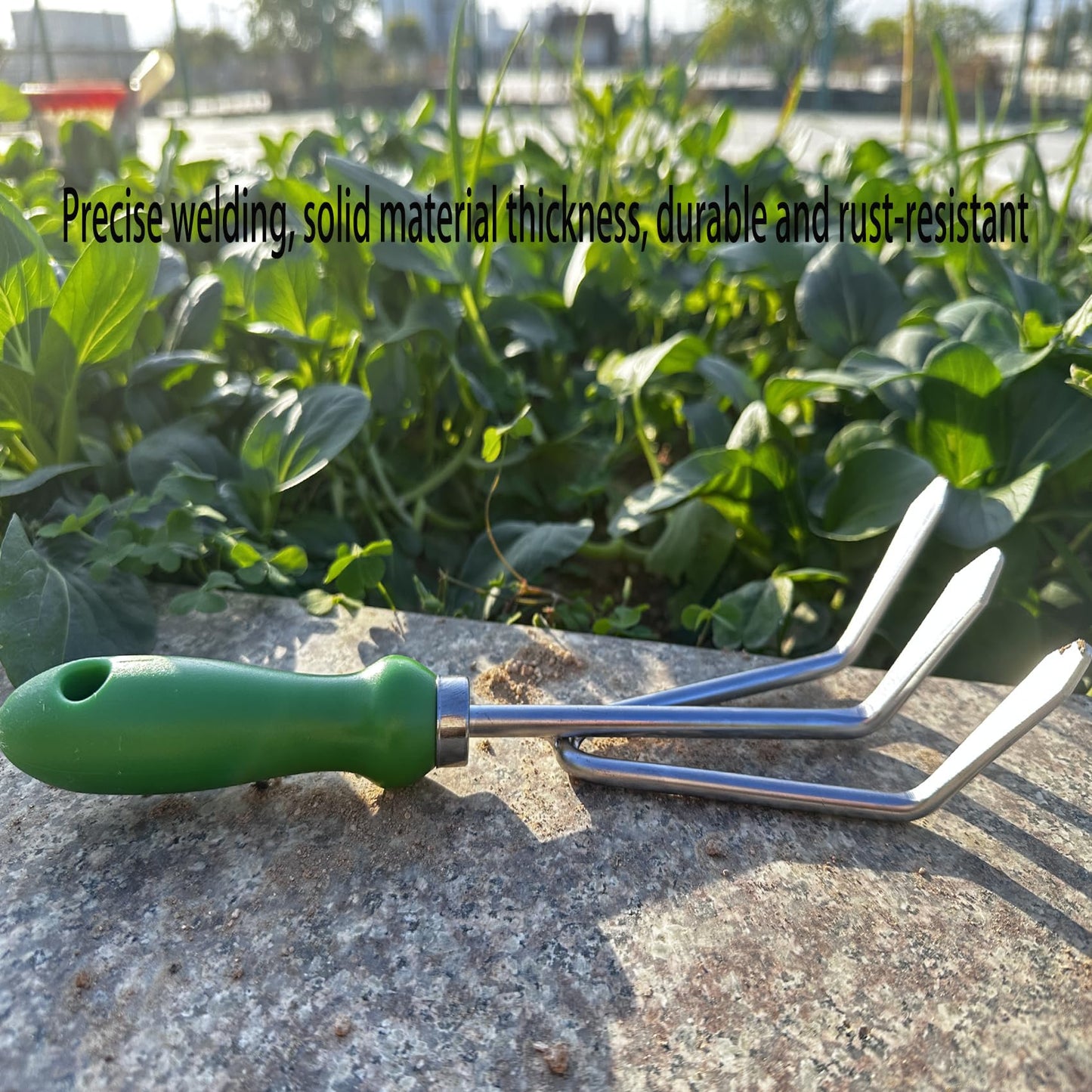 Sturdy Cultivator hand rake Rust Resistant Ergonomic Grip Perfect Tool For Gardening, Weeding, Transplanting And Digging In Garden Beds