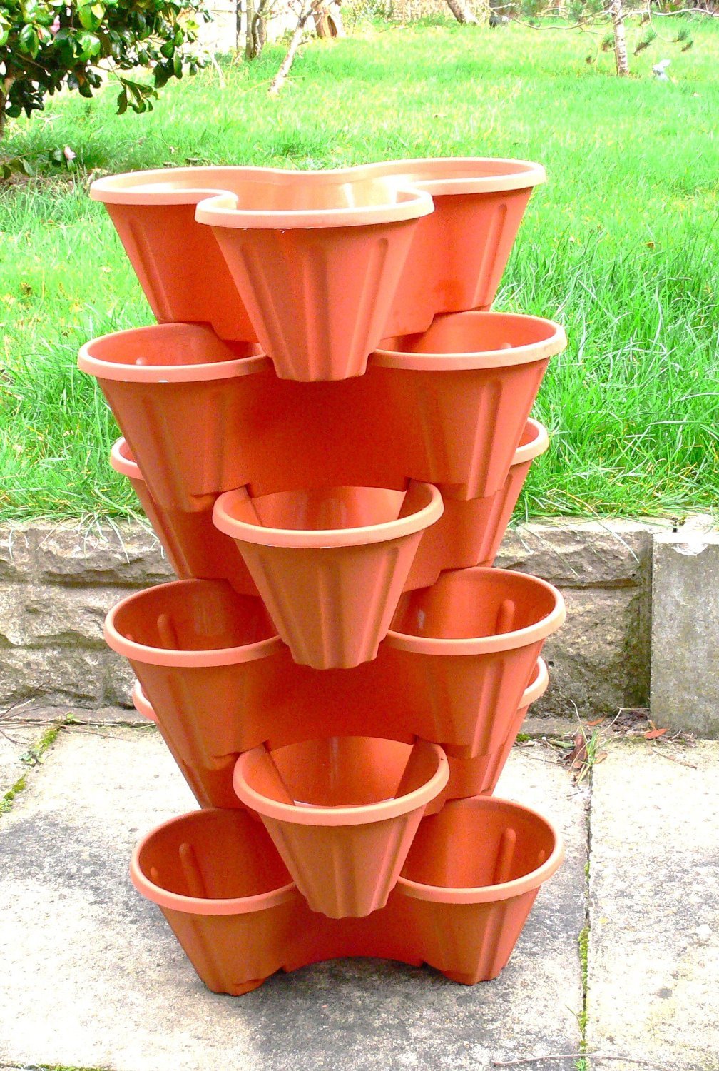 6 x CrazyGadget® Strawberry Planter Trio 3 Pot Tri-Pot Stacking Pot for Herb Flower Bedding Indoor Ourdoor Garden (Terracota Brown)