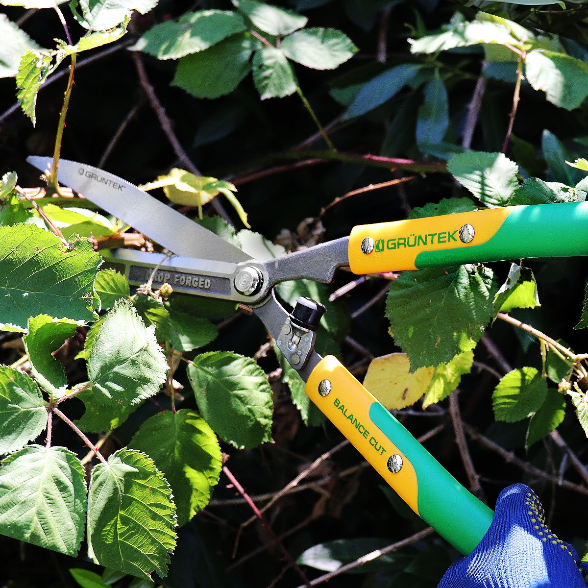 GRÜNTEK Garden Hedge Shears Forged Q-23 600 mm. Satisfaction Guarantee 30 Days