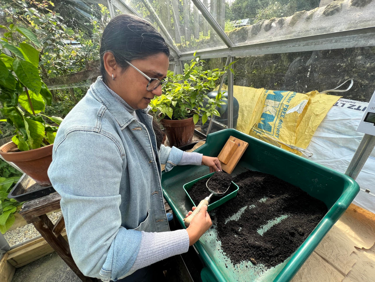 Spear and Jackson 5060SS Traditional Soil Scoop