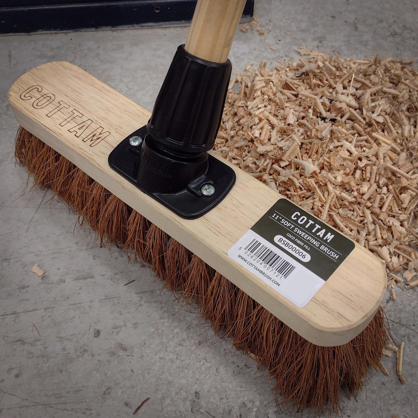 COTTAM Soft Sweeping Broom Head | Soft Sweeping Brush | 11 Inch | With Easy Broom Shank Connector - No Tools Required!