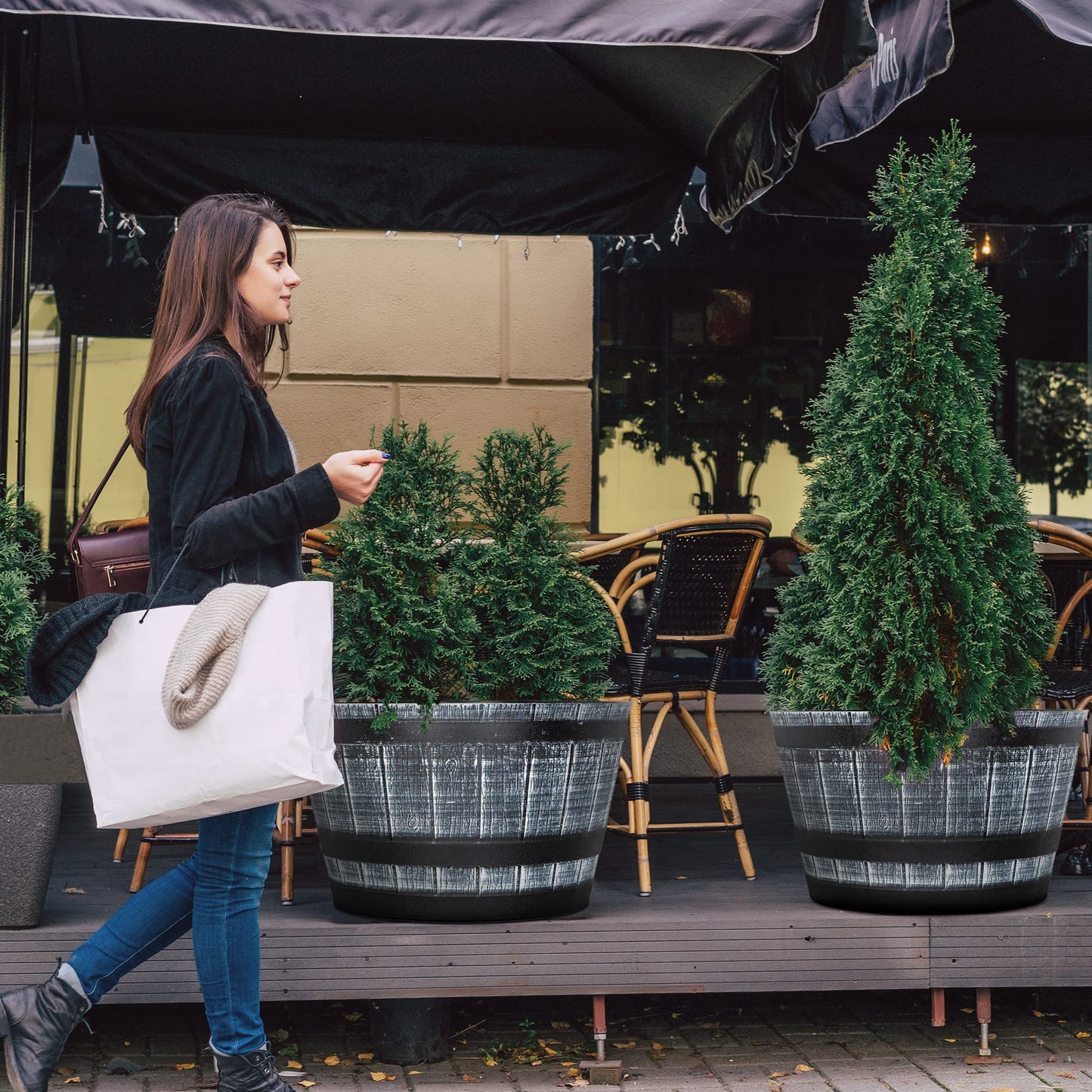 SG Traders 40cm Large Round Barrel Tub Planter, Indoor Planter With Drainage Holes, Outdoor Garden Plant Pot Flower Pots Planters Patio Perfect For Growing Herbs, Flowers, Vegetables Barrel Planters