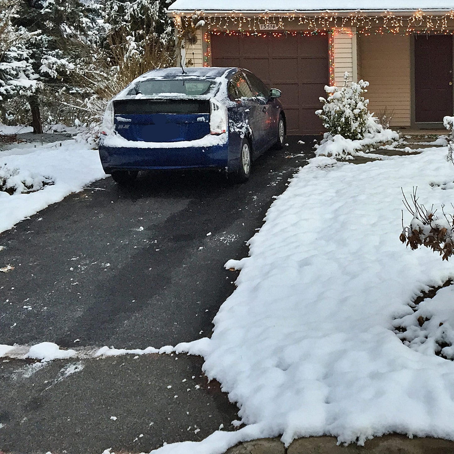 AA Emergency Snow Shovel - For Car, Home and Travel - Compact and Tough for Winter and Adverse Weather, klar