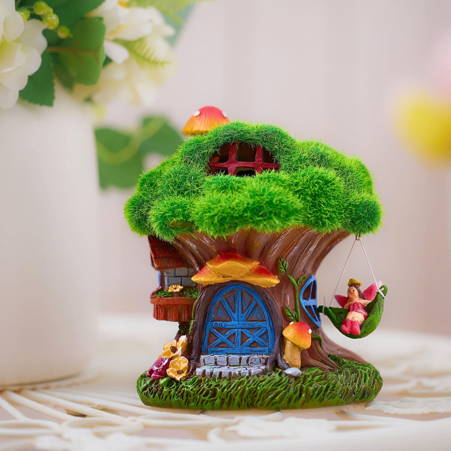 TERESA'S COLLECTIONS Garden Ornaments Outdoors, Solar Green Tree House with Swinging Fairy, Waterproof Resin Fairy House Ornaments, Indoor Outdoor 13CM
