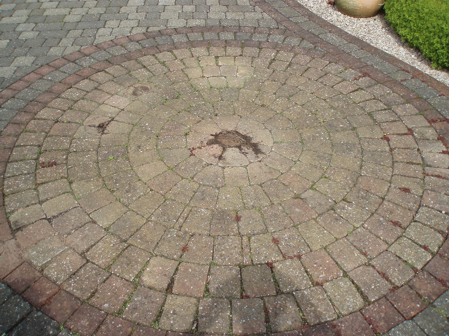 Smartseal Eco-Friendly Block Paving Sealer - Solvent-Free - Durable Sand Hardener & Weed Inhibitor for A Natural Look – Best Block Paving Sealant for Block Paved Driveways And Patios (25 Litre)