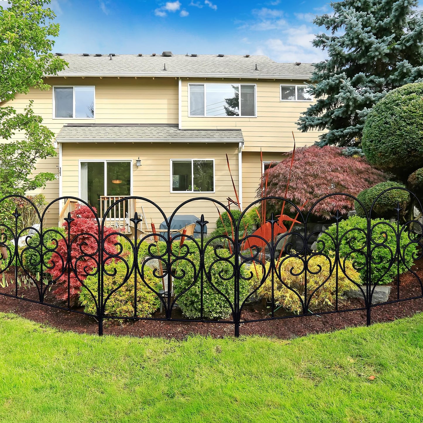 Thealyn Decorative Garden Fence 81cm (H) x 6m (L) Fence Panels Rustproof Metal Dog Fence Animal Barrier, Garden Fencing Panel Border for Yard Patio Flower Bed