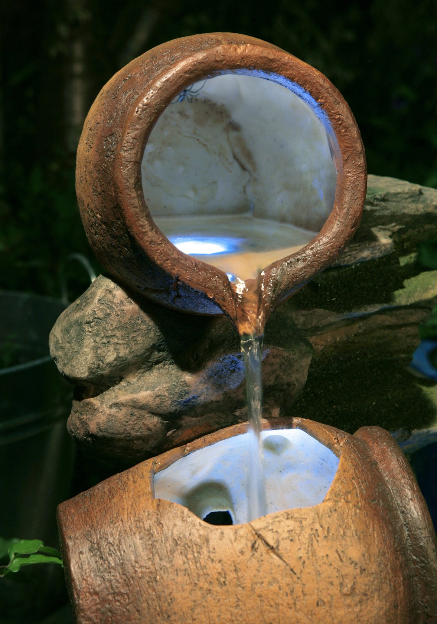Primrose 68cm Cottage Honey Pots & Barrel Self Contained Rustic Outdoor Water Feature with LED Lights