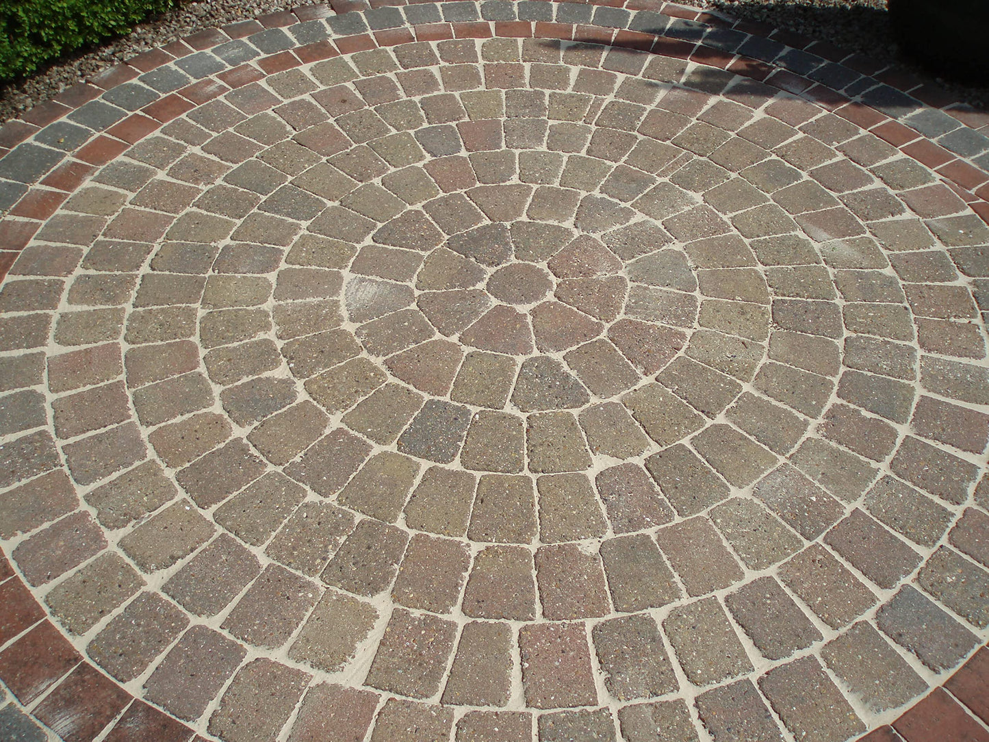 Smartseal Eco-Friendly Block Paving Sealer - Solvent-Free - Durable Sand Hardener & Weed Inhibitor for A Natural Look – Best Block Paving Sealant for Block Paved Driveways And Patios (25 Litre)