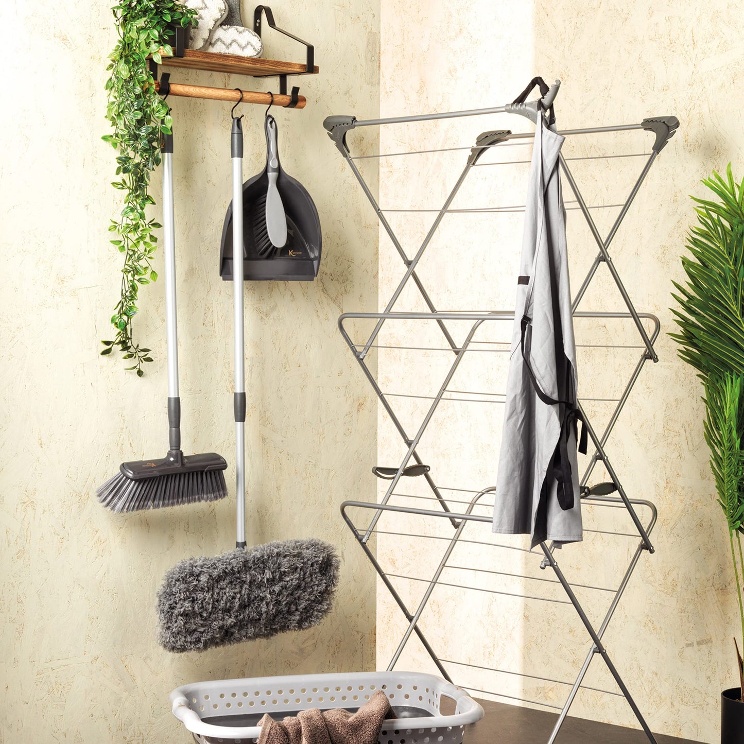 Kleeneze KL028107EU7 Soft Indoor Broom - Non Scratch Bristles, Indoor Floor Sweeping Brush, Suitable for Hard Floors, 120cm Extendable Stainless Steel Handle, Hanging Hook, Grey, 100 Years Edition